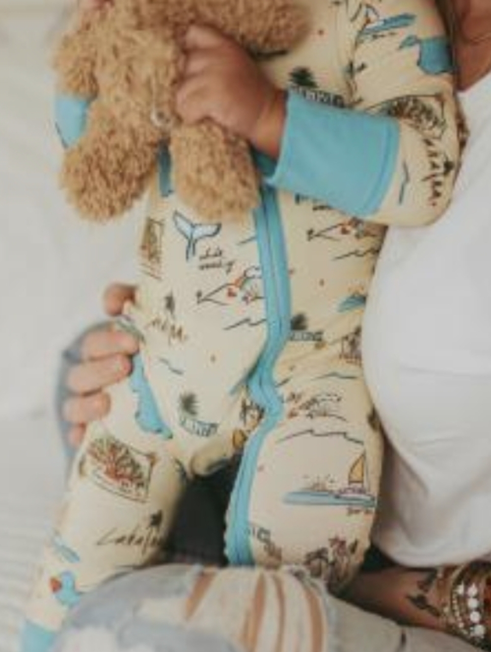 Cocomoon 12 - 18 Months MAUI STRONG Coveralls Baby Pajamas zipper Onesie